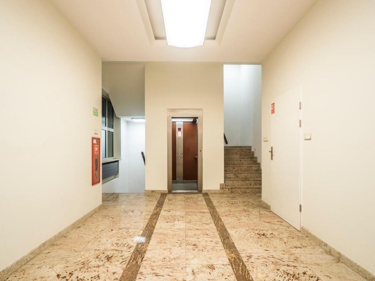 Majestic Residence -150M2 With Iconic Market Square View As Home Apartamenty R506 Wrocław Eksteriør bilde